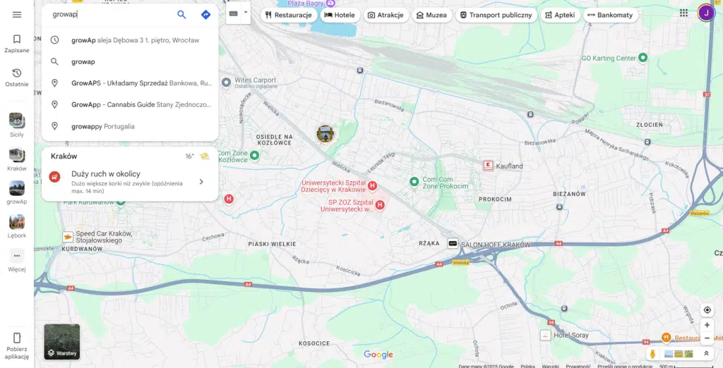 Jeśli chcesz znaleźć firmę na Mapach Google, w panelu po lewej stronie, w oknie z lupką wpisz nazwę marki, dodając najlepiej lokalizację firmy - Zarządzanie opiniami na wizytówkach Google - jak odpowiadać i pozyskiwać recenzje klientów na Profil Firmowy? Poradnik! | Blog Greenfields