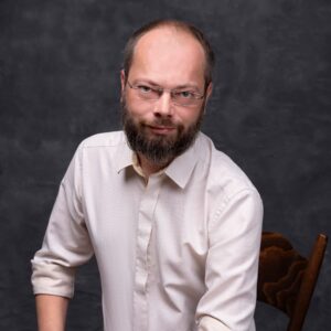 Arkadiusz Tyka Greenfields