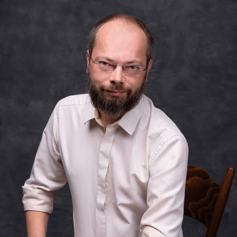 Arkadiusz Tyka Greenfields