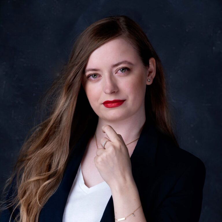 Karolina Kupczyk Greenfields